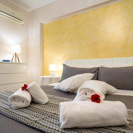 Loft Angolo Sul Mare Letojanni Exterior foto